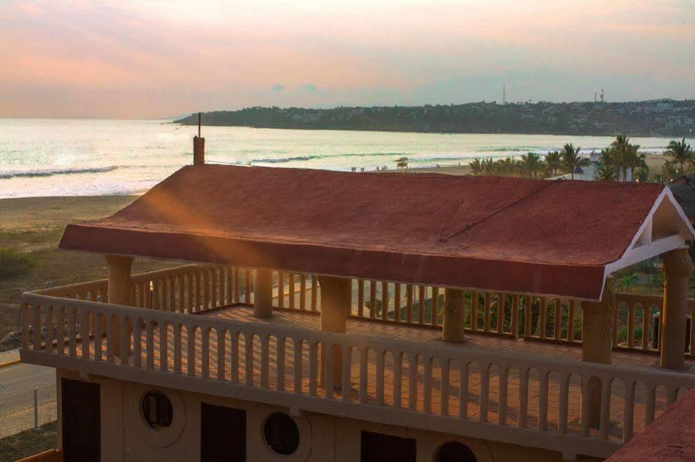 Hotel Zanzibar Puerto Escondido  Exterior photo